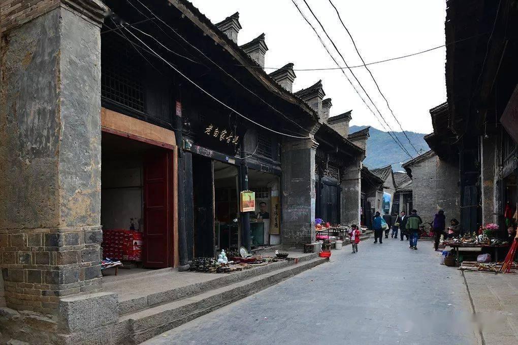 谁语文好？翻译一下古文